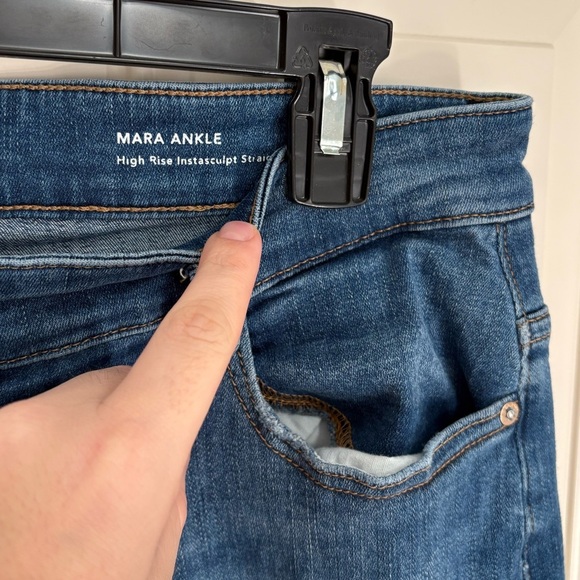 DL1961 Mara Straight Mid Rise Instasculpt™ Ankle Jeans Size 33 - Picture 5 of 9